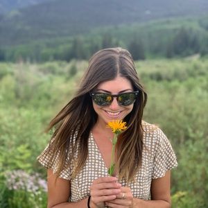 Meet your Posher, Sarah